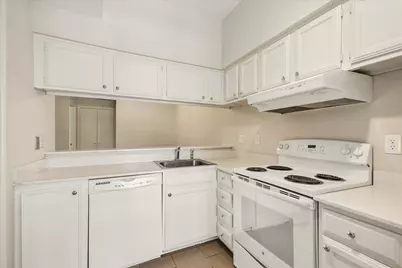 718 Bering Drive #B, Houston, TX 77057 - Photo 15