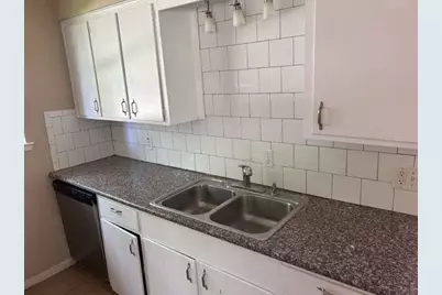 2401 Camino Court, Texas City, TX 77590 - Photo 11