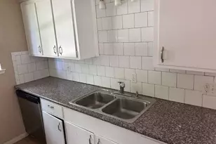 2401 Camino Ct, Texas City, TX 77590 - Photo 11