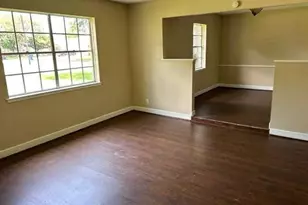 2401 Camino Ct, Texas City, TX 77590 - Photo 3