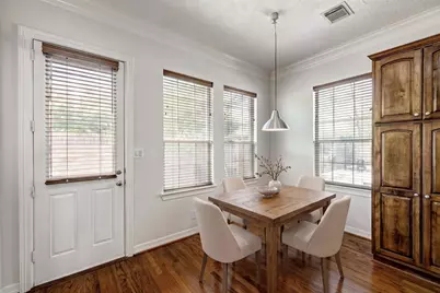 7827 Shady Villa Cove, Houston, TX 77055 - Photo 11