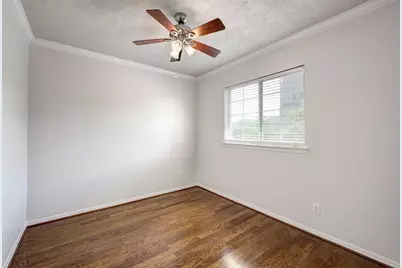 7827 Shady Villa Cove, Houston, TX 77055 - Photo 17