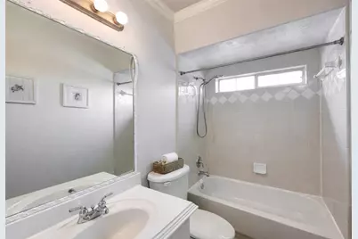 7827 Shady Villa Cove, Houston, TX 77055 - Photo 19