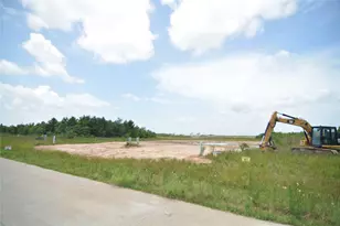 7714 Amanda Rd, Cleveland, TX 77327 - Photo 1