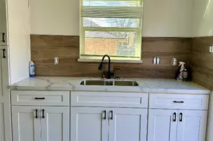 102 Georgia St, Houston, TX 77029 - Photo 5