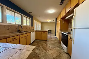 1505 Berry Ln, Longview, TX 75602 - Photo 17