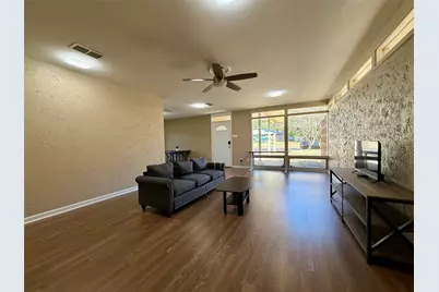 1505 Berry Lane, Longview, TX 75602 - Photo 9