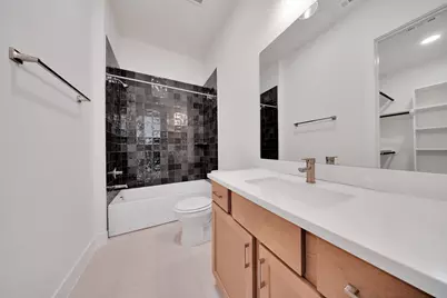 1135 Lake Pointe Parkway, Sugar Land, TX 77478 - Photo 33