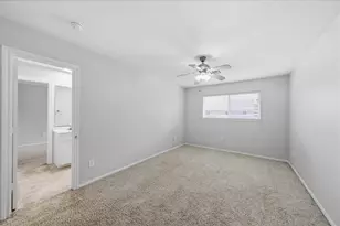 727 Bunker Hill Rd, Houston, TX 77024 - Photo 13