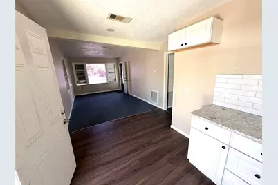 2211 Avenue O, Galveston, TX 77550 - Photo 11