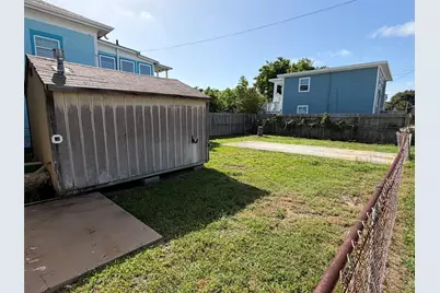 2211 Avenue O, Galveston, TX 77550 - Photo 17