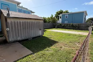 2211 Avenue O, Galveston, TX 77550 - Photo 17