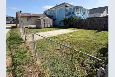 2211 Avenue O, Galveston, TX 77550 - Photo 15