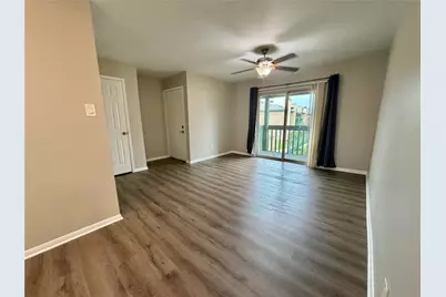1516 Bay Area Boulevard #F4, Houston, TX 77058 - Photo 5