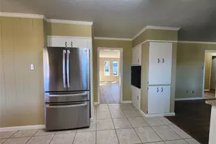 2304 Belvedere Dr, Baytown, TX 77520 - Photo 23