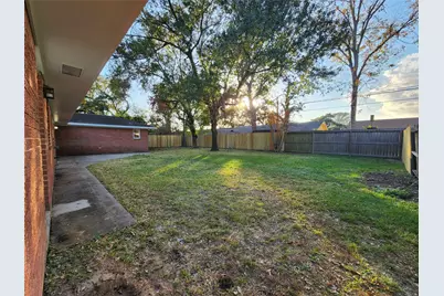 2304 Belvedere Drive, Baytown, TX 77520 - Photo 9