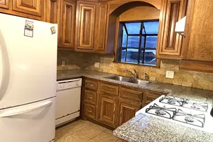 6305 Frisco St, Houston, TX 77022 - Photo 7