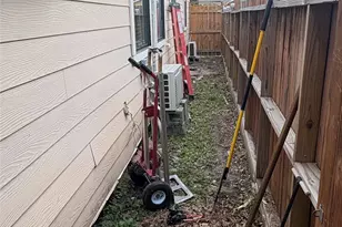 6305 Frisco St, Houston, TX 77022 - Photo 11