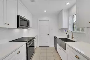 16735 Townes Rd, Friendswood, TX 77546 - Photo 13