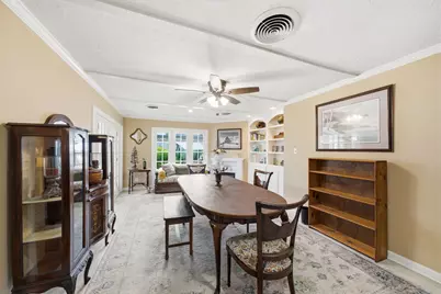 9910 Pine Lake Drive, Houston, TX 77055 - Photo 7