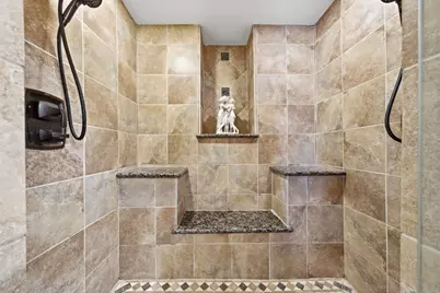 9910 Pine Lake Drive, Houston, TX 77055 - Photo 11