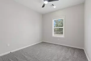 5034 Mallow St, Houston, TX 77033 - Photo 11