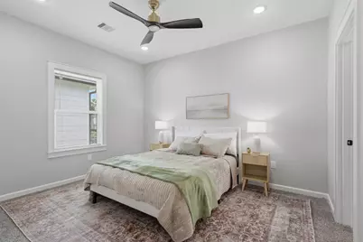 5034 Mallow Street, Houston, TX 77033 - Photo 17