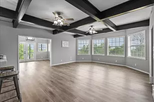 401 Paradise Dr, Coldspring, TX 77331 - Photo 9