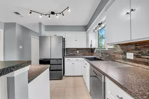 22607 River Birch Dr, Tomball, TX 77375 - Photo 15