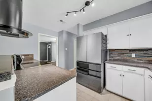 22607 River Birch Dr, Tomball, TX 77375 - Photo 13