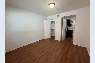 1410 Blalock Road #10, Houston, TX 77055 - Photo 7