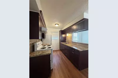 1410 Blalock Road #10, Houston, TX 77055 - Photo 1