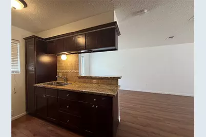 1410 Blalock Road #10, Houston, TX 77055 - Photo 5