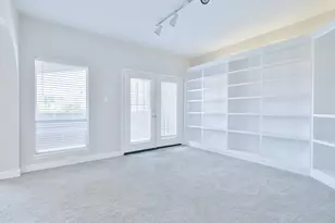 4720 Post Oak Timber, Houston, TX 77056 - Photo 15