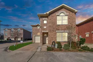 5951 S Loop E, Houston, TX 77033 - Photo 1