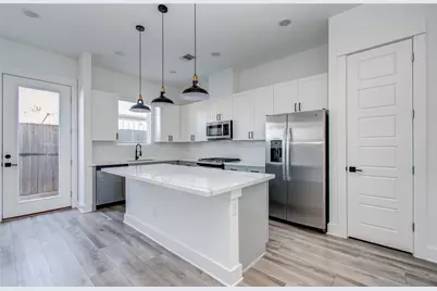 2054 Johanna Creek Drive, Houston, TX 77055 - Photo 13