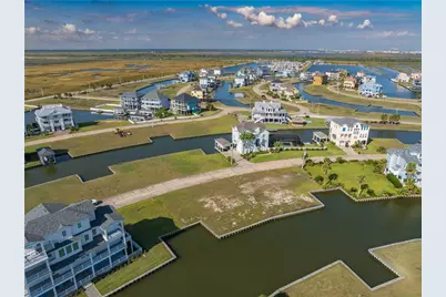 7 Half Moon, Hitchcock, TX 77563 - Photo 17