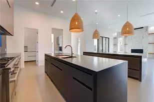 7218 Schiller St, Houston, TX 77055 - Photo 15