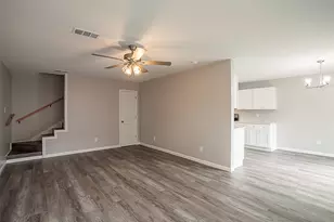 972 Park Meadow Dr, Beaumont, TX 77706 - Photo 3