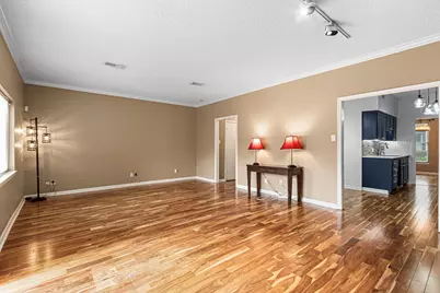 3749 Wakeforest Street, Houston, TX 77098 - Photo 7