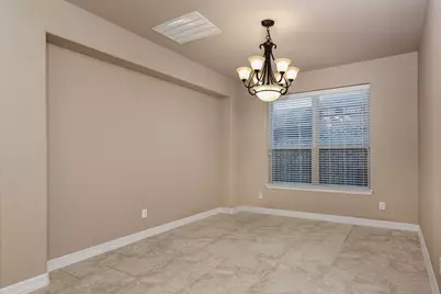 126 Hearthshire Circle, The Woodlands, TX 77354 - Photo 11