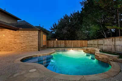 126 Hearthshire Circle, The Woodlands, TX 77354 - Photo 5