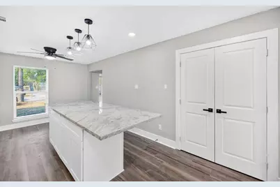 6835 Laughlin Drive, Missouri City, TX 77489 - Photo 15