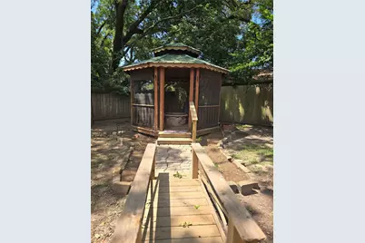 1809 North Roberson Street, Conroe, TX 77301 - Photo 15