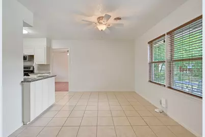 1915 Vinewood Drive, Bryan, TX 77802 - Photo 5