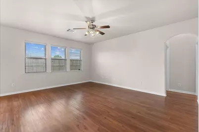 15227 Victoria, Baytown, TX 77523 - Photo 11
