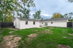 5326 De Lange Ln, Houston, TX 77092 - Photo 29