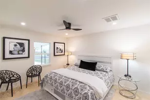 5326 De Lange Ln, Houston, TX 77092 - Photo 17