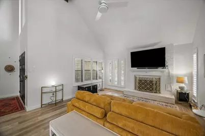 1 Sandlily Court, The Woodlands, TX 77380 - Photo 5