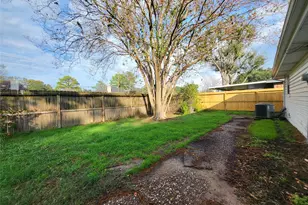 9406 Walnut Glen Dr, Houston, TX 77064 - Photo 19